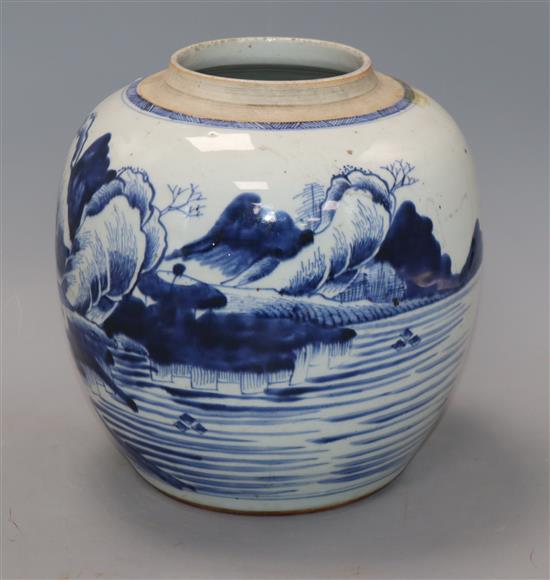 A Chinese blue and white ginger jar,18th century Height 23cm